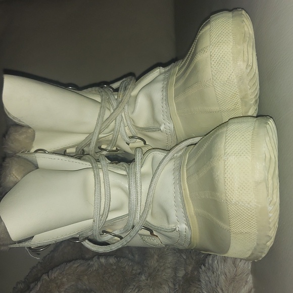 Manitou Sorel boots - Picture 5 of 6